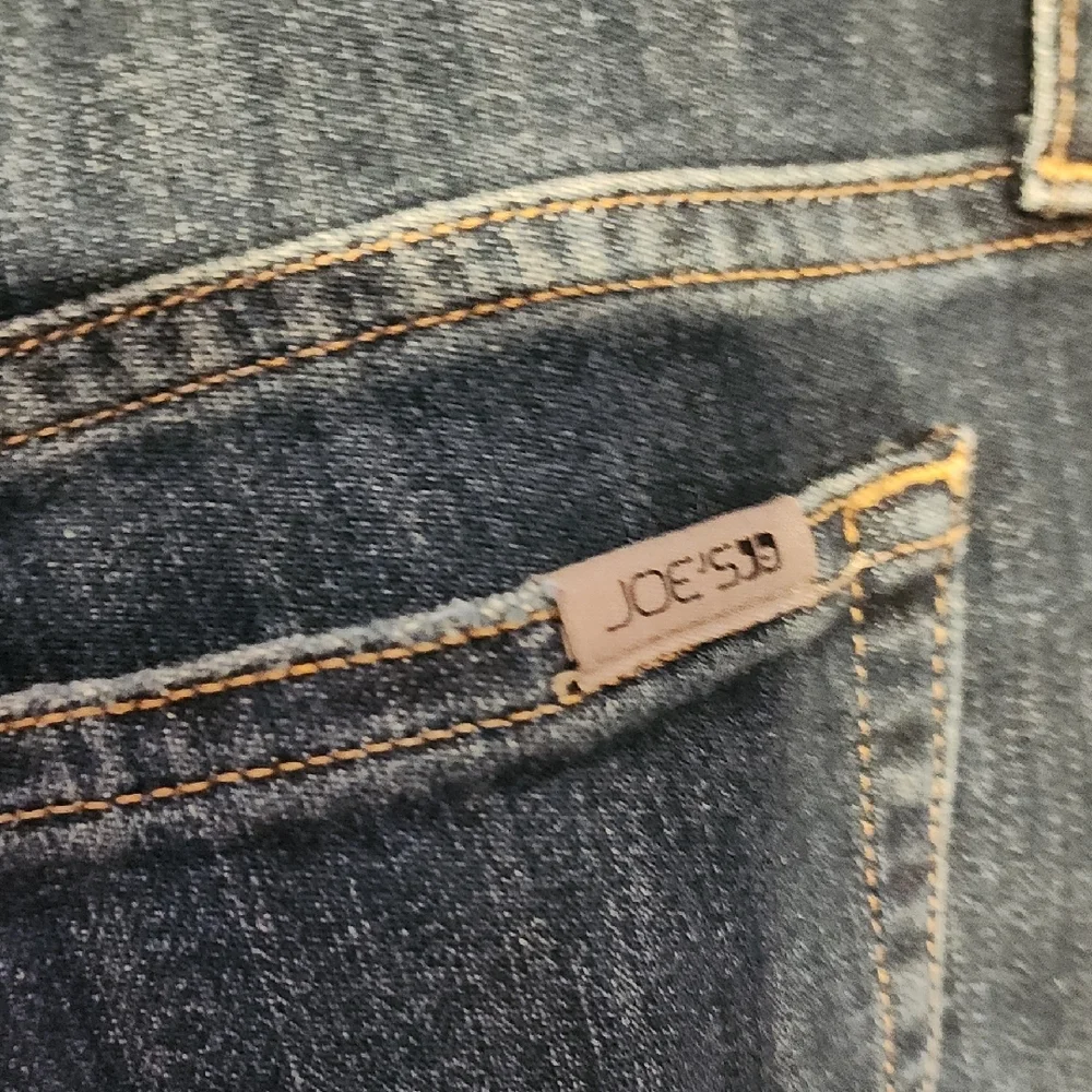 Joe's Jeans Classic Blue Denim - Picture 5 of 6
